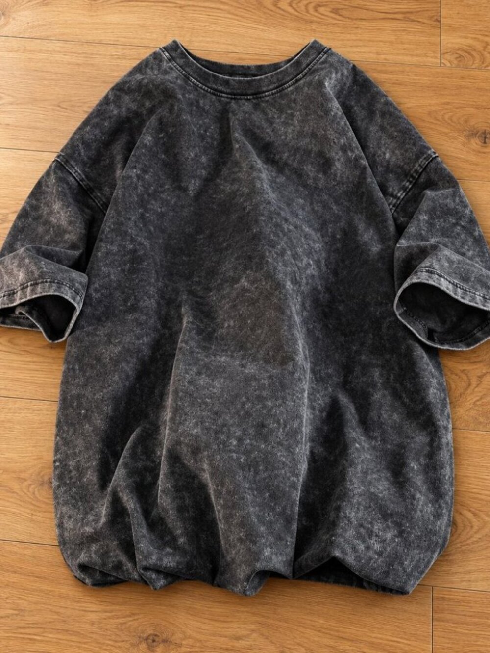 Black acid wash oversized tee - vintage wash boxy streetwear t-shirt